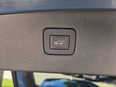 Used 2025 Buick Envista Sport Touring w/ Convenience I Package FWD image 29