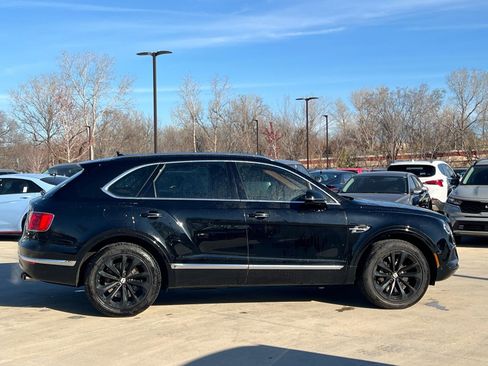Used 2019 Bentley Bentayga image 6