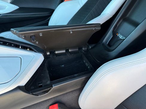 Used 2020 Chevrolet Corvette Stingray Preferred Cpe w/ 2LT Preferred Equipment Group image 29