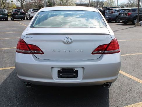 Used 2008 Toyota Avalon XL image 6