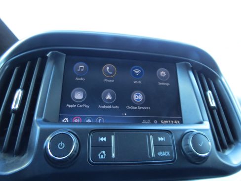 Used 2022 Chevrolet Colorado LT w/ Safety Package image 18