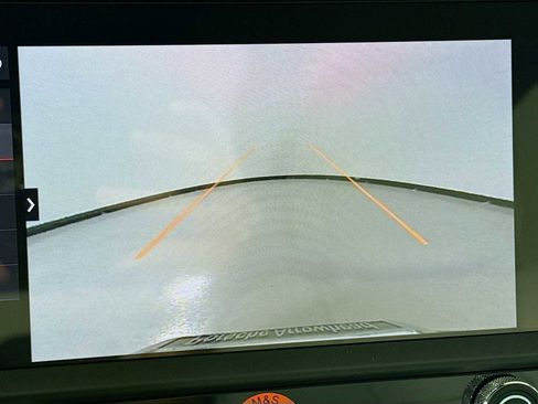 New 2026 Porsche Macan image 20