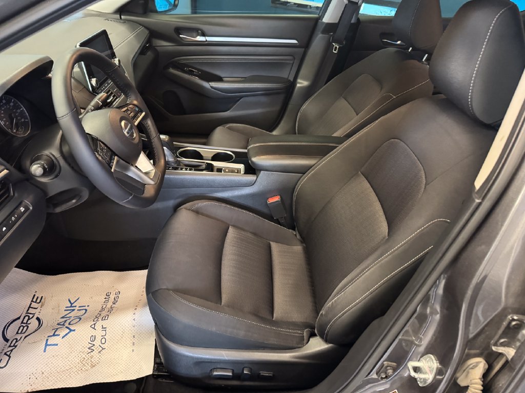 Used 2021 Nissan Altima 2.5 SV w/ SV Premium Package FWD image 20