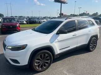 Used 2021 Jeep Cherokee Latitude Lux 80th Anniv w/ Quick Order Package 26U 80TH FWD video 1