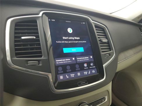 Certified 2025 Volvo XC90 T8 Core AWD/4WD image 28