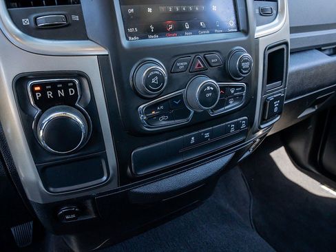 Used 2018 RAM 1500 Big Horn image 29