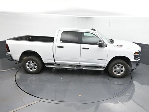 Used 2026 RAM 2500 Big Horn AWD/4WD image 34