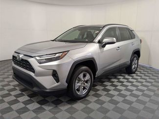 Used 2025 Toyota RAV4 XLE FWD video 2