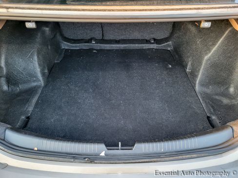 Used 2022 Chevrolet Malibu LT image 24