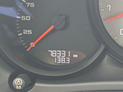 Used 2017 Porsche Macan S image 16