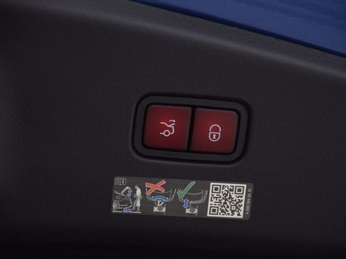 Certified 2024 Mercedes-Benz CLE 300 4MATIC Coupe image 30