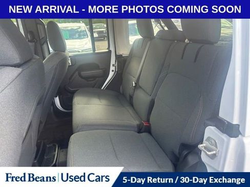 Used 2024 Jeep Wrangler Unlimited AWD/4WD image 12