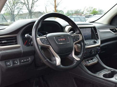 Used 2020 GMC Acadia Denali w/ Technology Package image 11