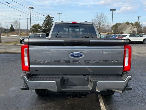 Used 2025 Ford F250 XL w/ XL Driver Assist Package image 10