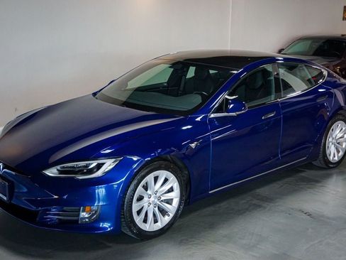 Used 2018 Tesla Model S AWD image 27