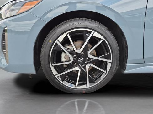Used 2024 Nissan Sentra SR w/ Trunk Package FWD image 22
