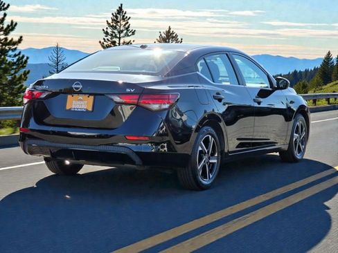 Used 2024 Nissan Sentra SV image 7