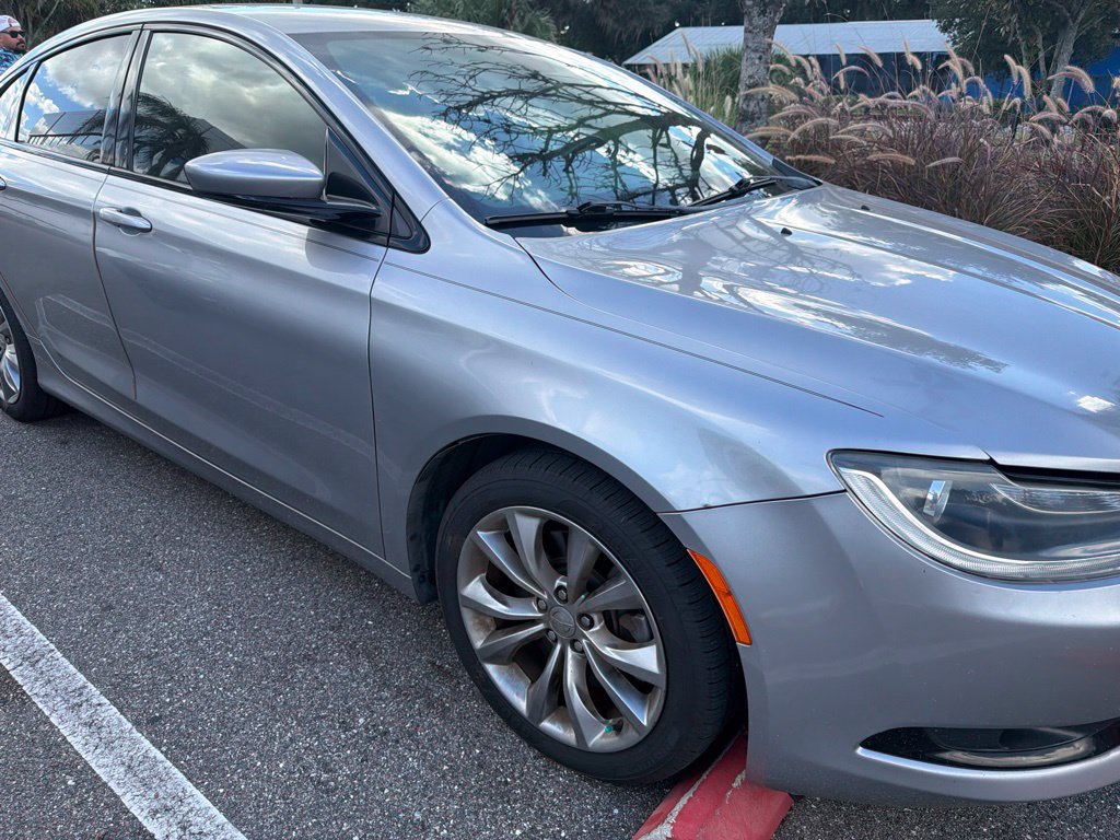 Used 2015 Chrysler 200 S w/ Navigation & Sound Group I FWD image 22