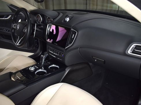 Used 2022 Maserati Ghibli Modena Q4 image 24