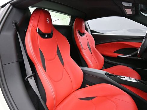 Used 2025 Ferrari 296 GTS image 27