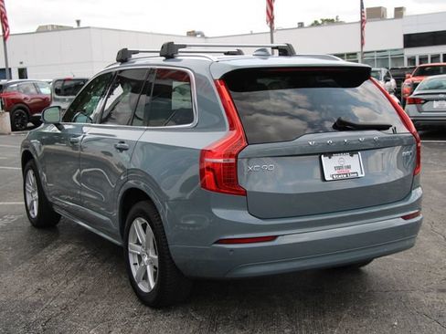 Used 2023 Volvo XC90 B5 Core AWD/4WD image 3