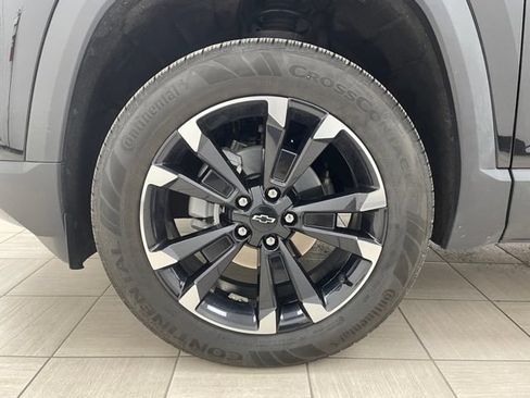 Certified 2025 Chevrolet Equinox RS AWD/4WD image 8