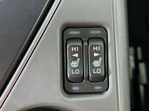 Used 2024 Subaru Crosstrek 2.0i Premium image 24