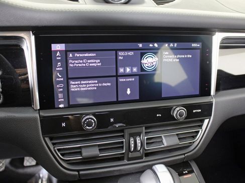 Certified 2026 Porsche Macan image 26