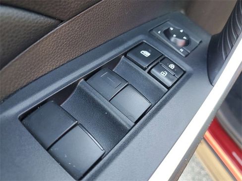 Used 2020 Toyota RAV4 XLE image 20