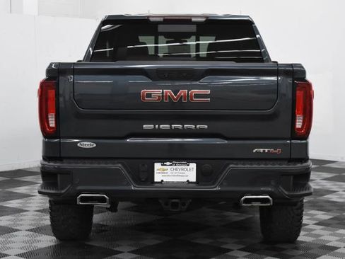 Used 2021 GMC Sierra 1500 AT4 w/ AT4 Value Package image 4