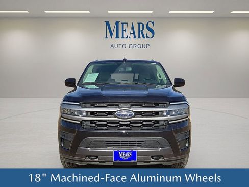 Used 2022 Ford Expedition Max XLT image 9