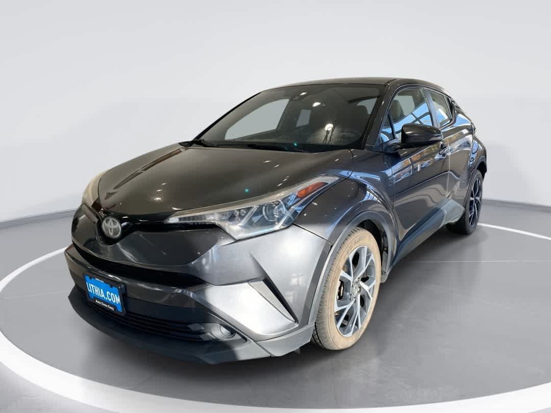 Used 2018 Toyota C-HR XLE FWD image 1