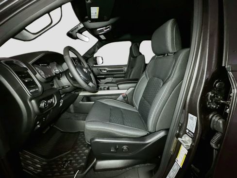 New 2026 RAM 1500 4x4 Crew Cab image 14
