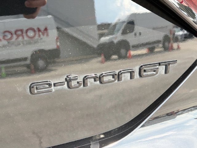 Used 2024 Audi RS e-tron GT w/ Ceramic Brake Package AWD/4WD image 11