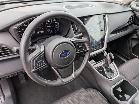 Used 2024 Subaru Outback Premium AWD/4WD image 2