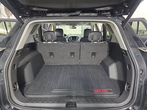 Used 2019 GMC Terrain SLT w/ Preferred Package image 12