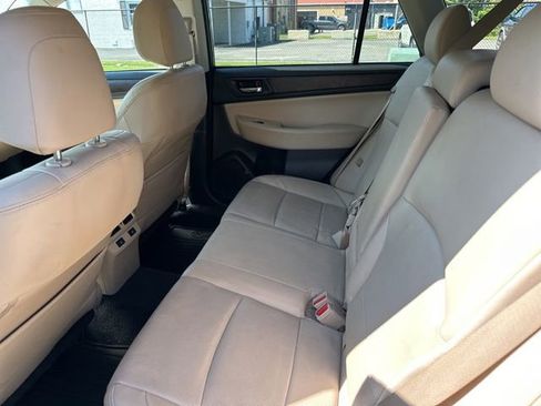 Used 2017 Subaru Outback 2.5i Limited AWD/4WD image 15