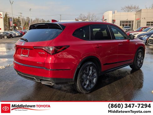 Used 2023 Acura MDX A-Spec image 3