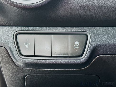 Used 2023 Kia Forte LXS FWD image 10