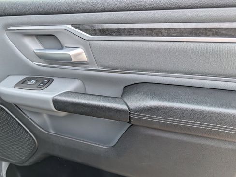 Used 2022 RAM 1500 Big Horn AWD/4WD image 24