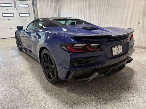 Used 2025 Chevrolet Corvette Z06 w/ Stealth Interior Trim Package image 23
