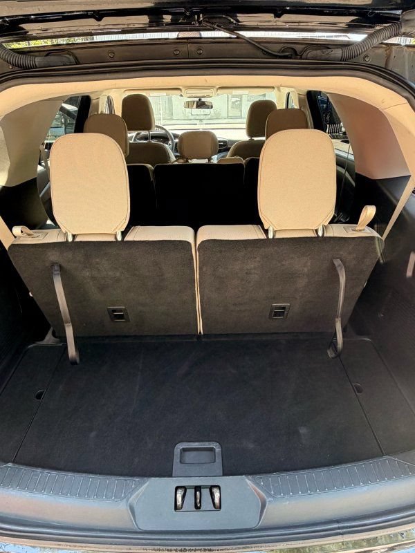 Used 2021 Ford Explorer 2WD image 7