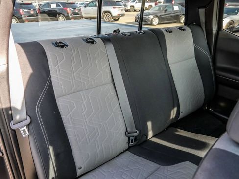 Used 2021 Toyota Tacoma TRD Off-Road image 22