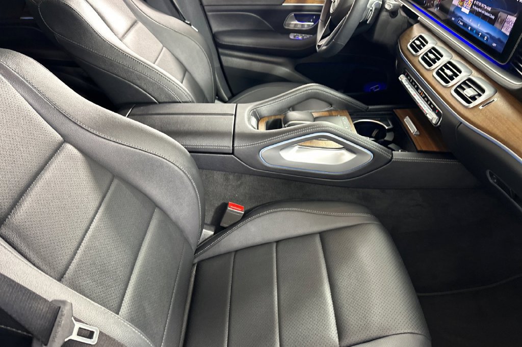 Certified 2025 Mercedes-Benz GLE 450 4MATIC image 20