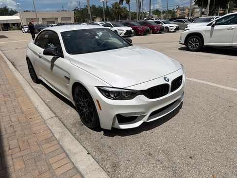 Used 2020 BMW M4 Convertible w/ Competition Package RWD image 2