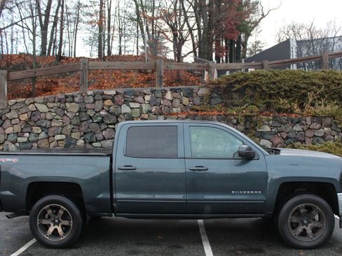 Used 2017 Chevrolet Silverado 1500 LT w/ All Star Edition image 5