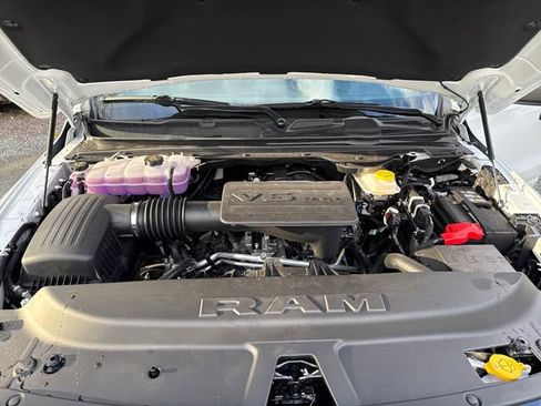 New 2026 RAM 1500 Express image 28