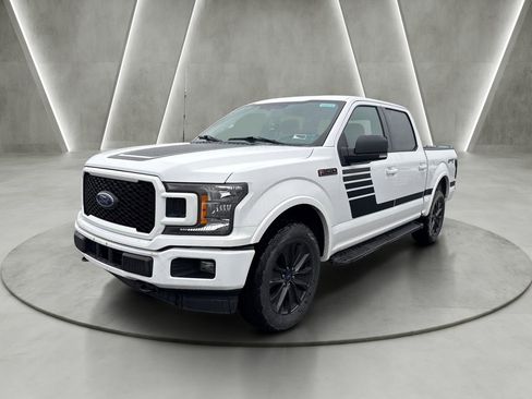 Used 2018 Ford F150 XLT w/ Equipment Group 301A Mid AWD/4WD image 3