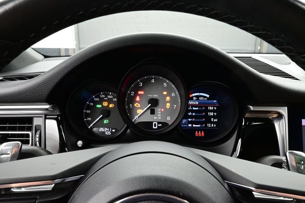 Used 2022 Porsche Macan S AWD/4WD image 9