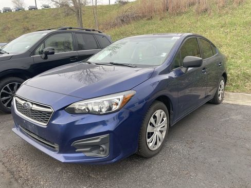 Used 2017 Subaru Impreza 2.0i image 2